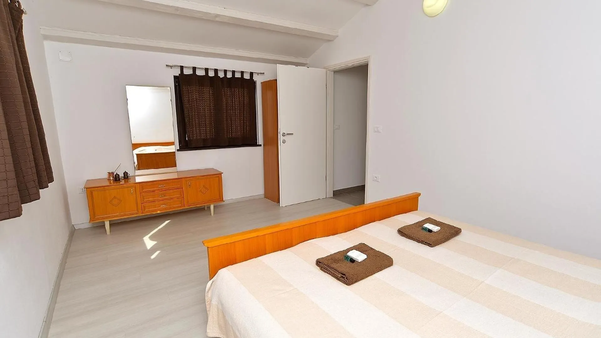 Ferienhaus Mit Privatpool Fuer 5 Personen Ca 100 Qm In Svetvincenat, Istrien Binnenland Von Istrien Croatia